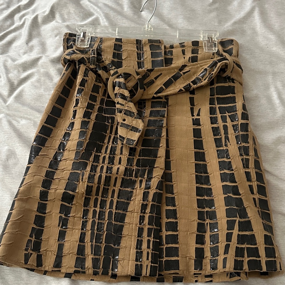 Alberto Makali Tan and Black Patterned Mini Skirt